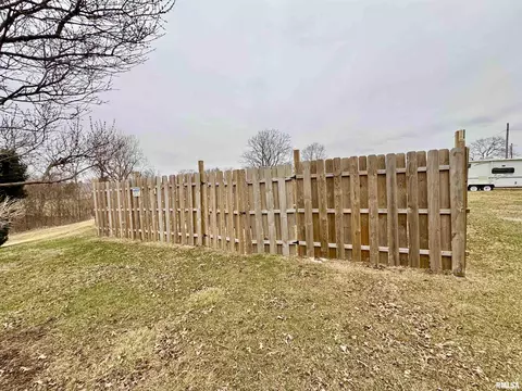 1407 15th St, Viola, IL 61486 photo 18