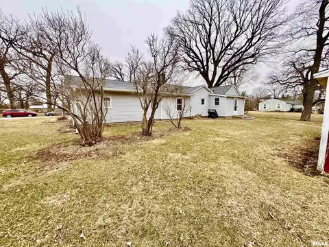 1407 15th St, Viola, IL 61486 photo 23