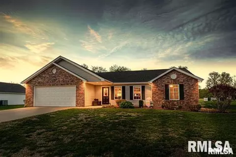 11235 Maggie Dr, Marion, IL 62959