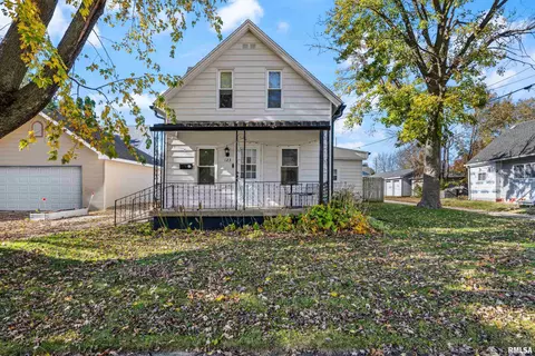 123 S Park St, Kewanee, IL 61443