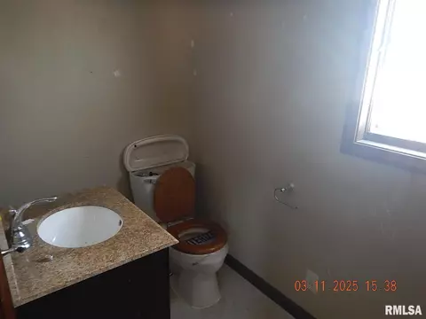 616 Park Ave, Kewanee, IL 61443 photo 12