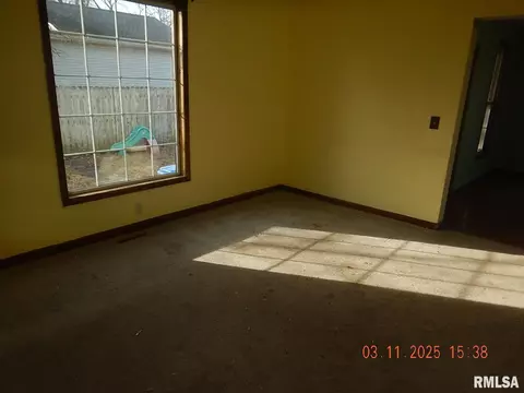 616 Park Ave, Kewanee, IL 61443 photo 8