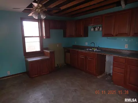 616 Park Ave, Kewanee, IL 61443 photo 10