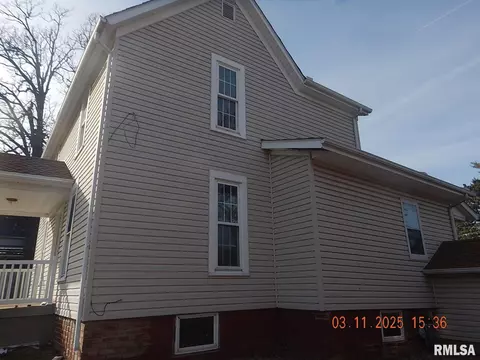 616 Park Ave, Kewanee, IL 61443 photo 2
