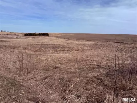 5492 30th Ave, Oxford Junction, IA 52323