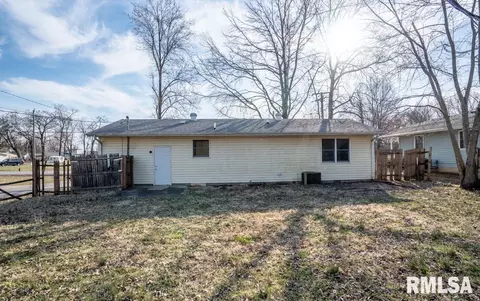 1101 S 22nd St, Herrin, IL 62948 photo 16