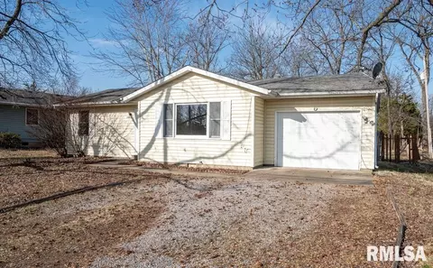 1101 S 22nd St, Herrin, IL 62948 photo 3