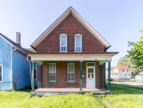 1457 W 4th St, Davenport, IA 52802