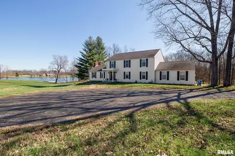 6998 Moake School Rd, Marion, IL 62959