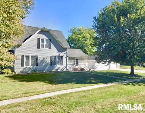 300 N Blayney St, Alexis, IL 61412