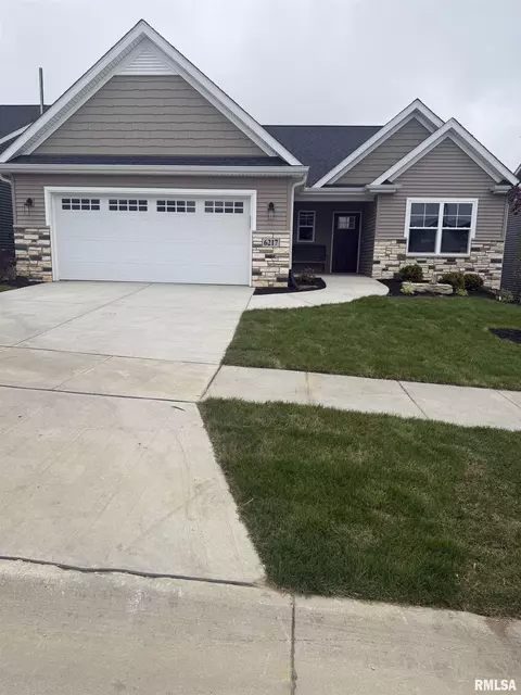 6217 College Ave, Davenport, IA 52807
