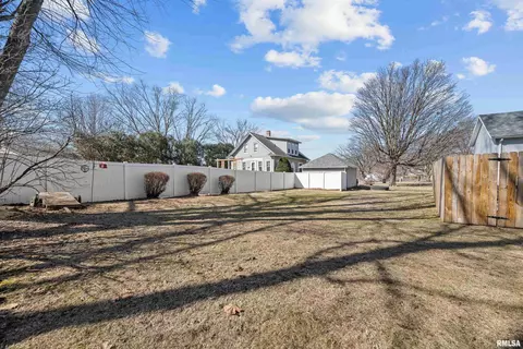 309 E Winfield St, Morrison, IL 61270 photo 25