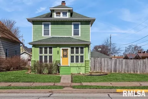 559 16th Ave, East Moline, IL 61244