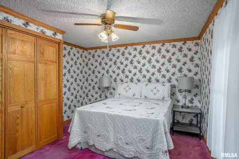 2425 Barker St, Clinton, IA 52732 photo 7