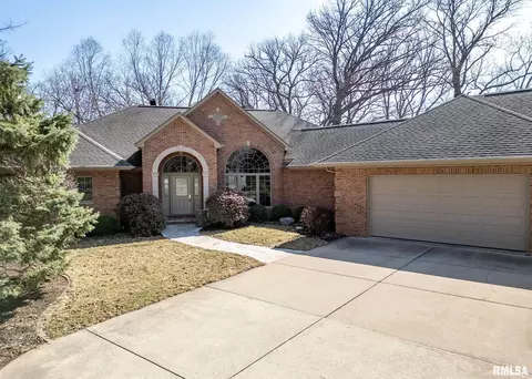 85 Kennelworth Cir, Hampton, IL 61256