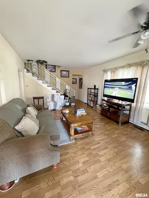 1001 S 14th St, Herrin, IL 62948 photo 5