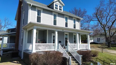 717 11th Ave, Fulton, IL 61252 photo 3