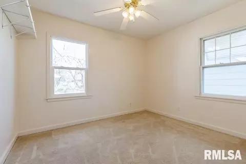 409 12th Ave, Silvis, IL 61282 photo 11