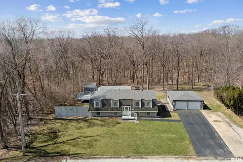 3806 Jean St, East Moline, IL 61244