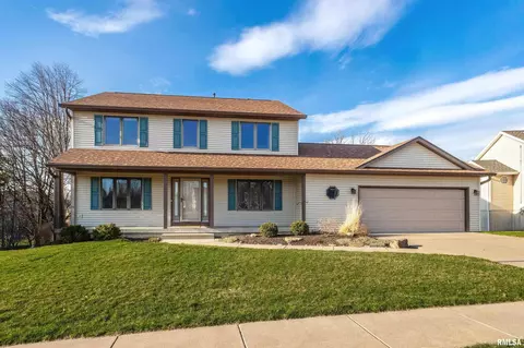 4210 Hayes Ct, Davenport, IA 52804