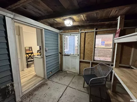 523 37th St, Moline, IL 61265 photo 12