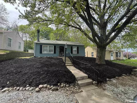 523 37th St, Moline, IL 61265 photo 19
