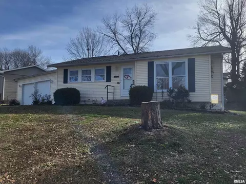 3124 Fox Run E, Quincy, IL 62301