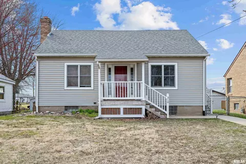 310 W 2nd St, Milan, IL 61264