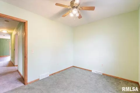 414 6th St, Andover, IL 61233 photo 33