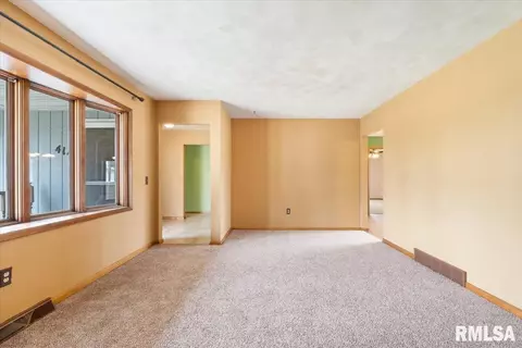414 6th St, Andover, IL 61233 photo 14