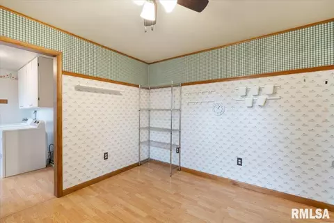 414 6th St, Andover, IL 61233 photo 23
