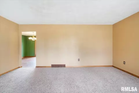 414 6th St, Andover, IL 61233 photo 15