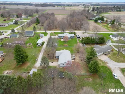 414 6th St, Andover, IL 61233 photo 9