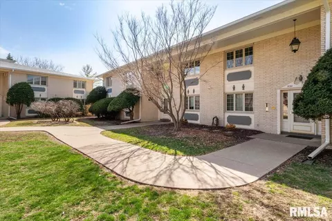 930 17th St, Moline, IL 61265 photo 33