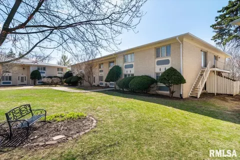 930 17th St, Moline, IL 61265 photo 32