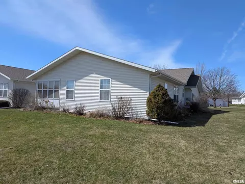 833 Sunset Dr, Kewanee, IL 61443 photo 10