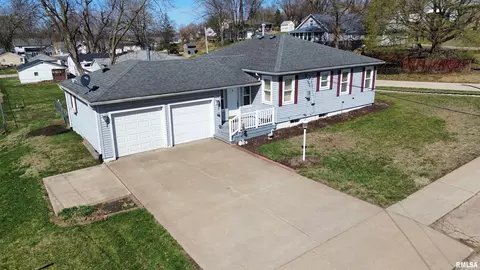 716 7th Ave, Fulton, IL 61252