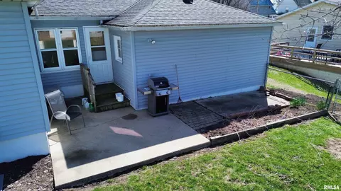 716 7th Ave, Fulton, IL 61252 photo 8