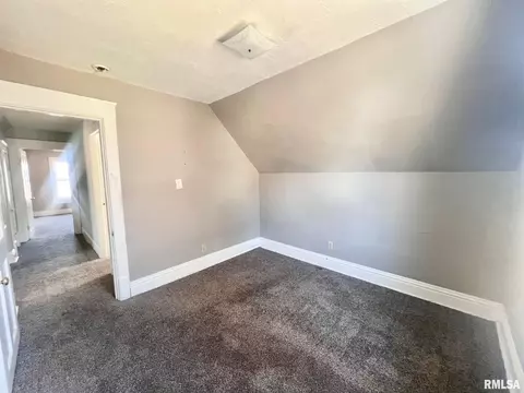1019 25th St, Moline, IL 61265 photo 11