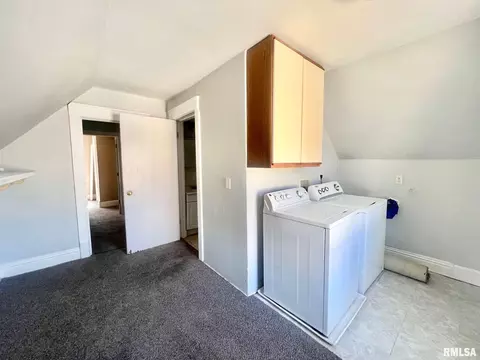 1019 25th St, Moline, IL 61265 photo 9