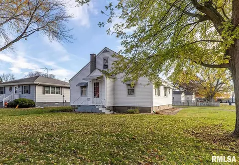 409 S Depot St, Annawan, IL 61234