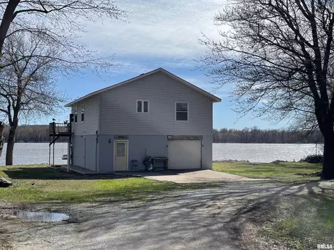 3854 Highway 22, Muscatine, IA 52761