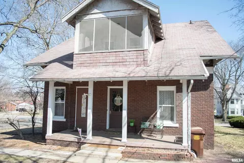 203 E 3rd St, Prophetstown, IL 61277 photo 5
