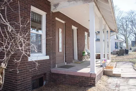 203 E 3rd St, Prophetstown, IL 61277 photo 6