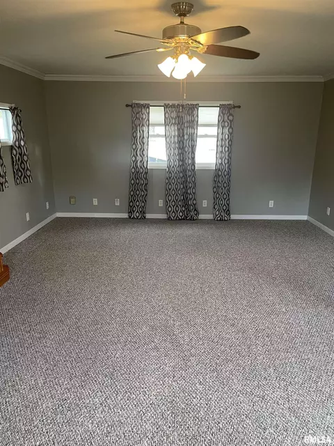 730 3rd St, Buffalo, IA 52728 photo 5
