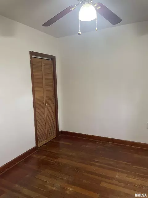 730 3rd St, Buffalo, IA 52728 photo 17