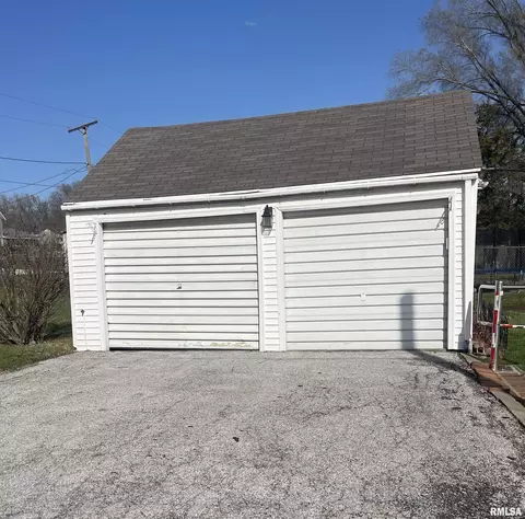 730 3rd St, Buffalo, IA 52728 photo 4