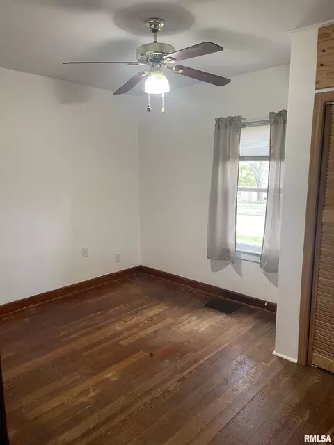 730 3rd St, Buffalo, IA 52728 photo 19