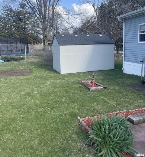 730 3rd St, Buffalo, IA 52728 photo 34