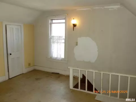 145 6th Ave, Moline, IL 61265 photo 18